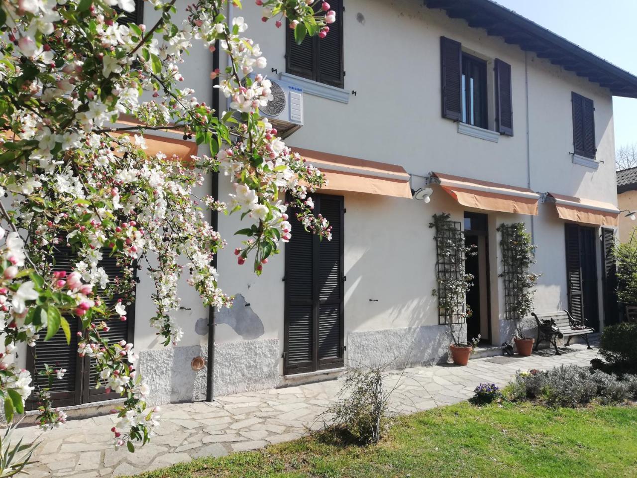 L'Ape In Corte Casa Di Campagna, Via Francigena Stanze E Colazione Vaccarizza Exterior foto